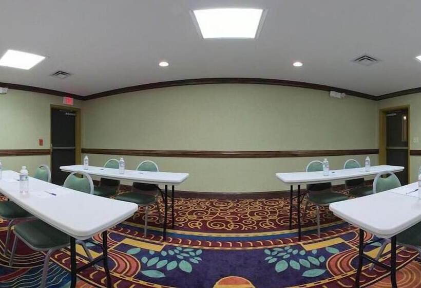 Holiday Inn Express Hotel & Suites Birmingham   Inverness 280, An Ihg