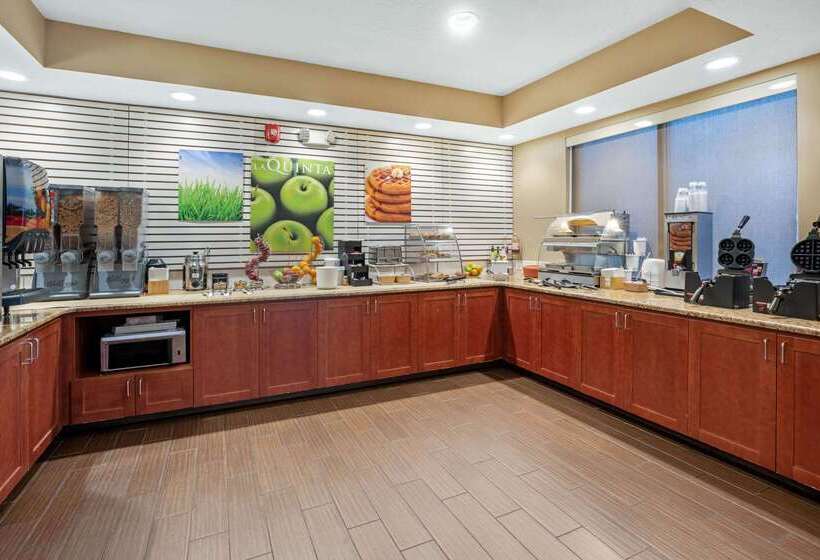 בית מלון כפרי La Quinta By Wyndham Boise Airport