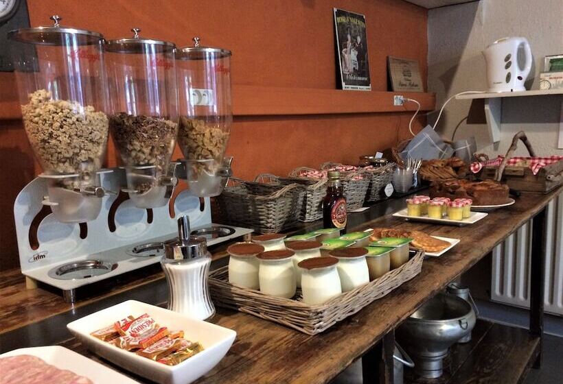 ホテル Prieuré Saint Louis Maison D Hôtes