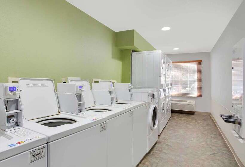 בית מלון כפרי Woodspring Suites Charlotte Shelby