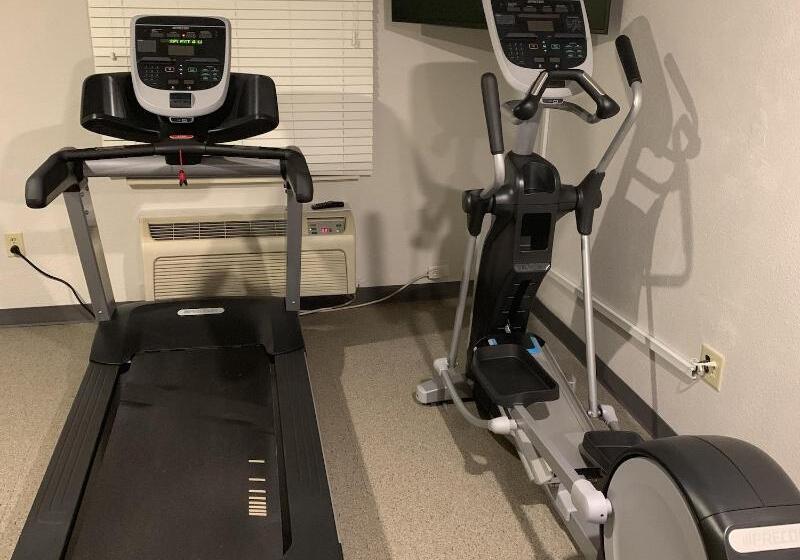 בית מלון כפרי Woodspring Suites Charlotte Shelby