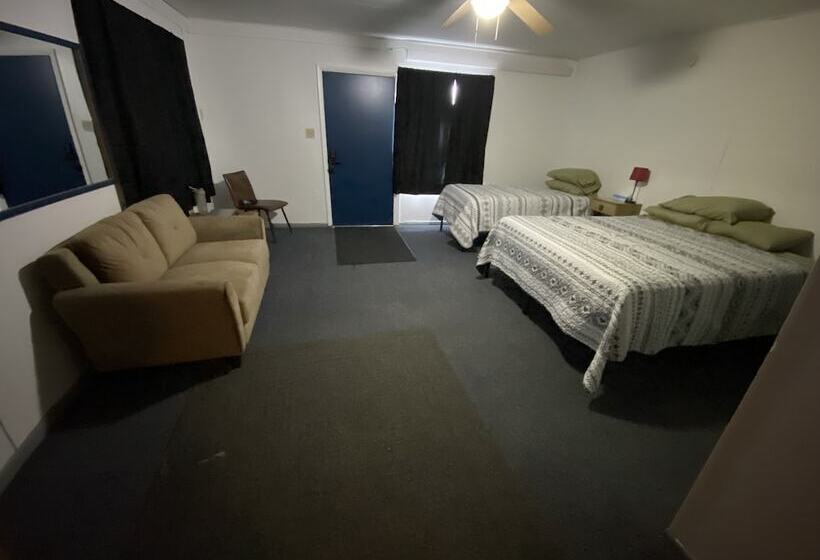 The Sage Motel