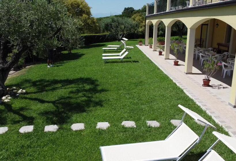 فندق Agriturismo Monte Maggio