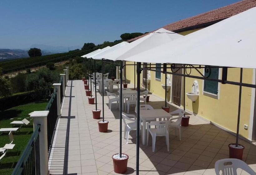فندق Agriturismo Monte Maggio