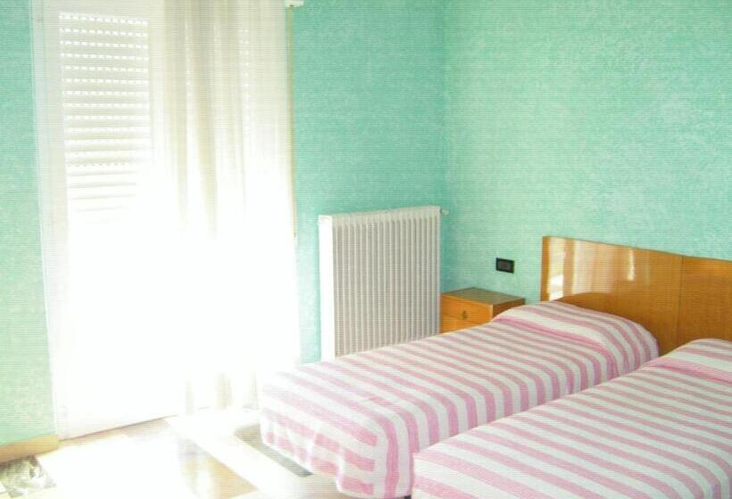 בית מלון כפרי Albergo Drena