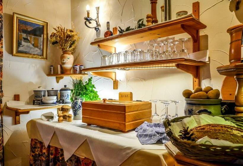 ホテル Landhaus Krombach