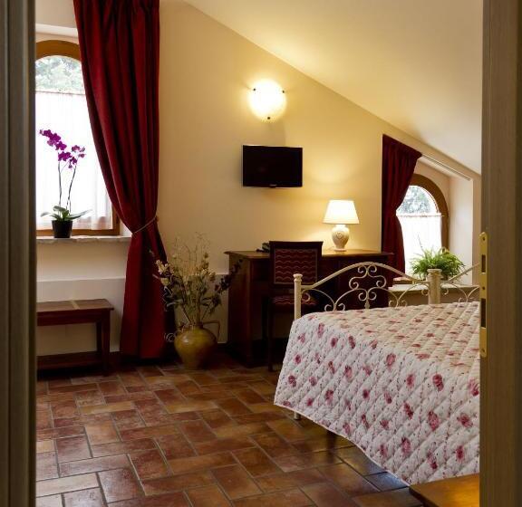 Пансион B&b Montechiaro