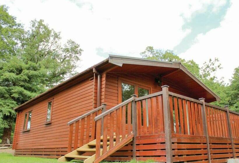 Курорт Pine Lodges At Arscott Golf Club