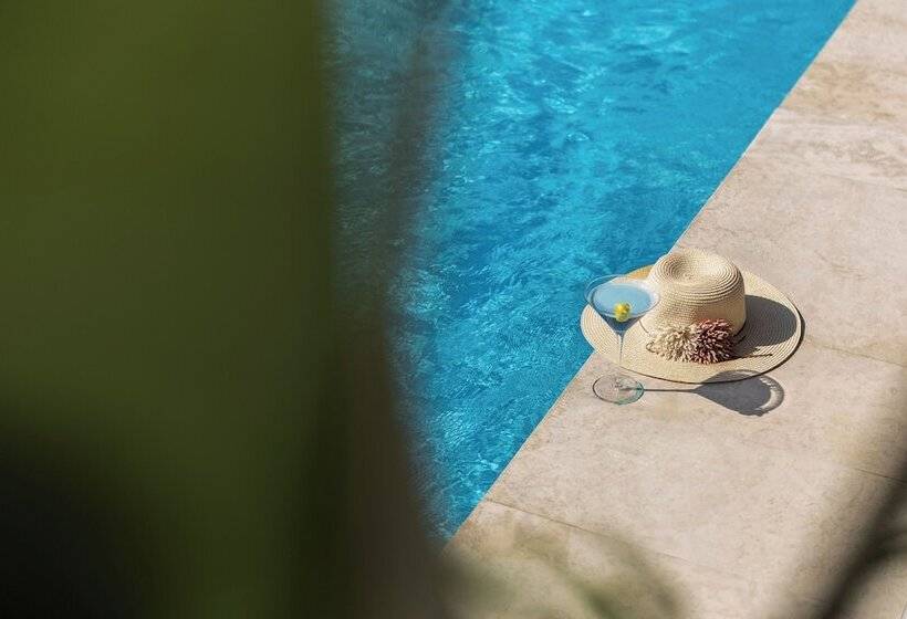 בית מלון כפרי Vlora Priam Affiliated by Meliá