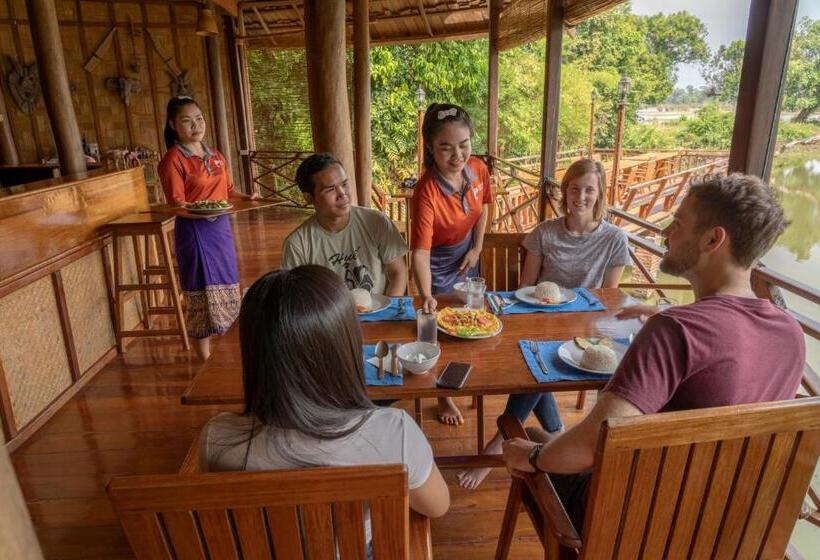 منتجع Kingfisher Ecolodge