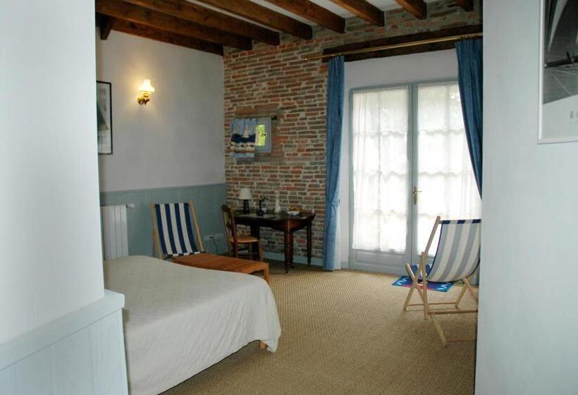 ベッドアンドブレックファースト Chambres D Hotes Les Douves