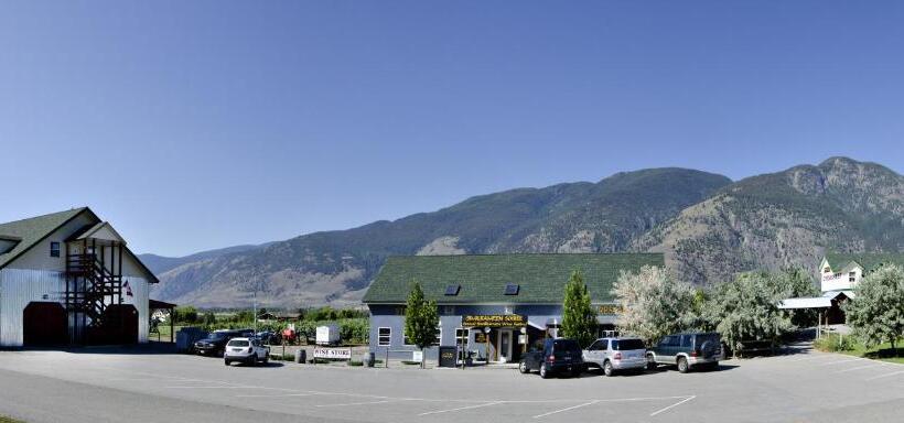 住宿加早餐  Crowsnest Vineyards Guesthouse