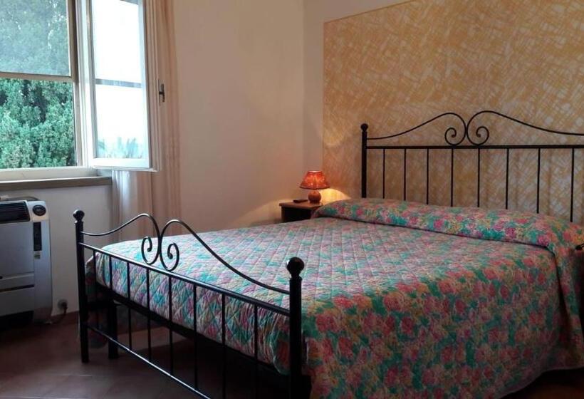 فندق Agriturismo Il Poggio
