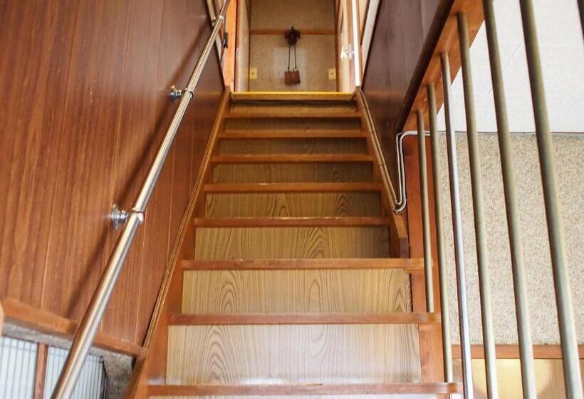 פנסיון Shingu Guest House 奏