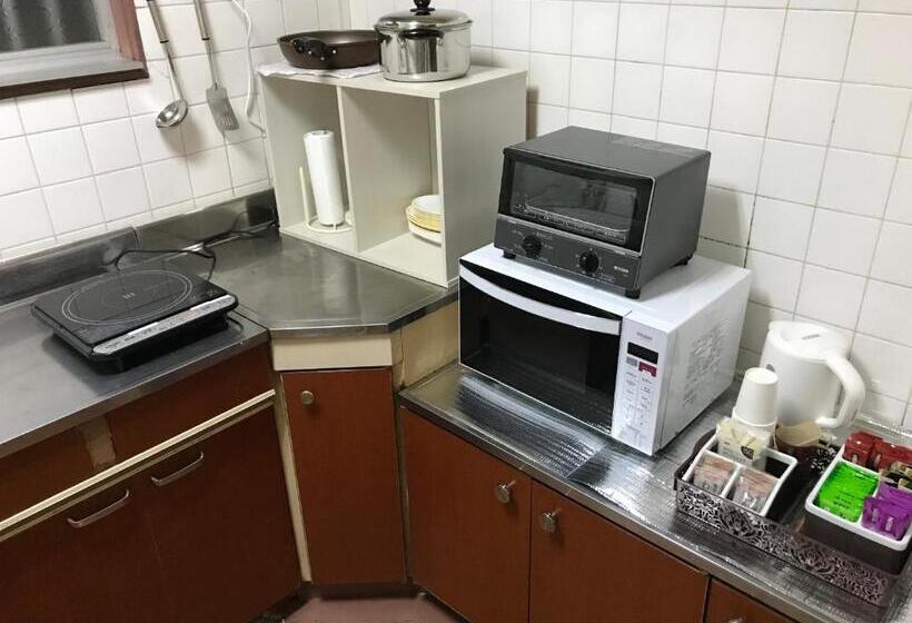 פנסיון Shingu Guest House 奏