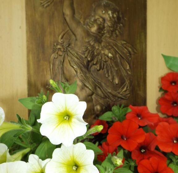 ペンション Zum Achten Himmel