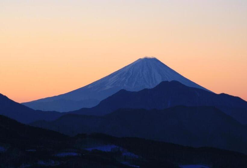 渡假胜地 Yatsugatake Grace