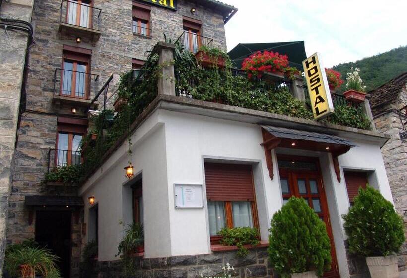 膳宿费 Hostal Pirineos Sarvisé
