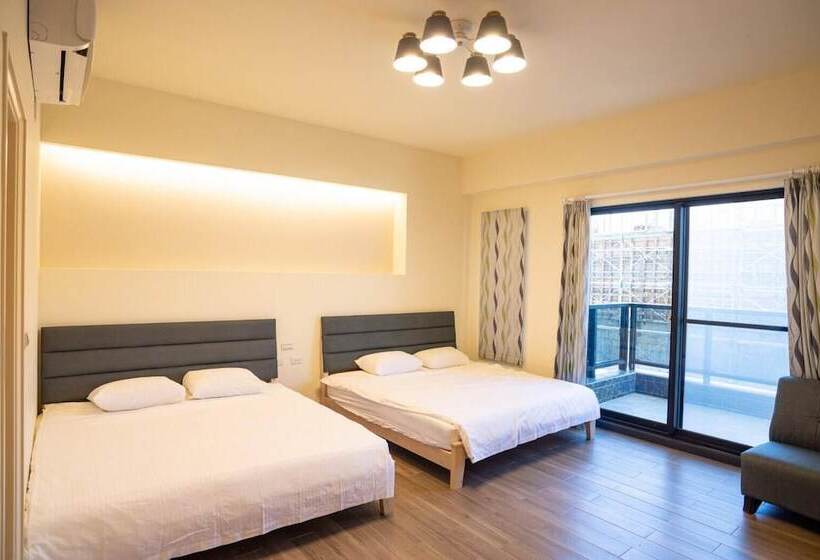 تختخواب و صبحانه Police House