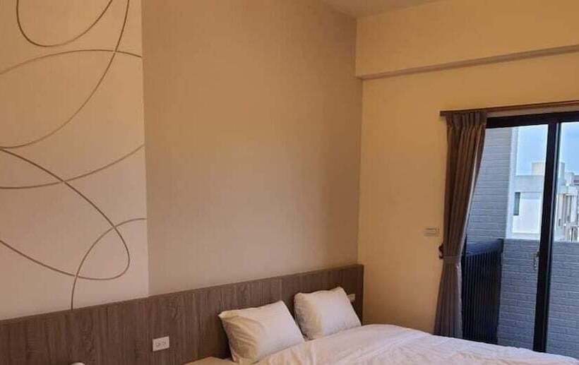 تختخواب و صبحانه Police House