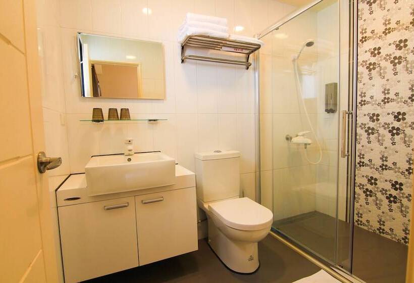 تختخواب و صبحانه Police House