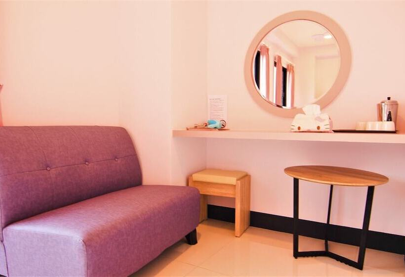 تختخواب و صبحانه Police House