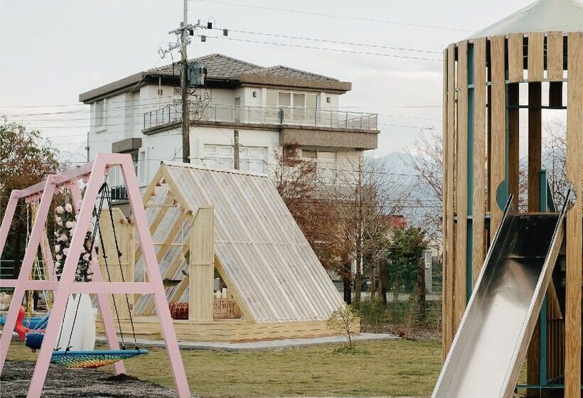 تختخواب و صبحانه Star Deco Resort