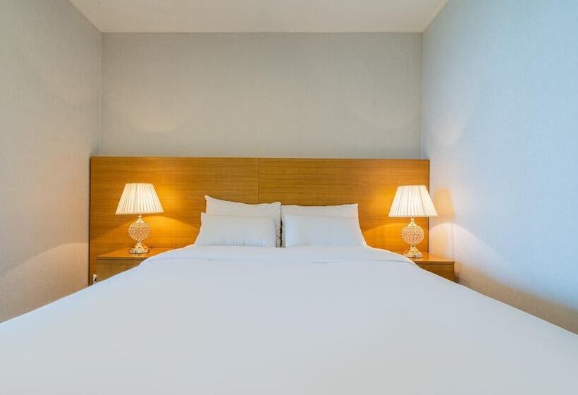 فندق Goseong Sunshine Beach Pension