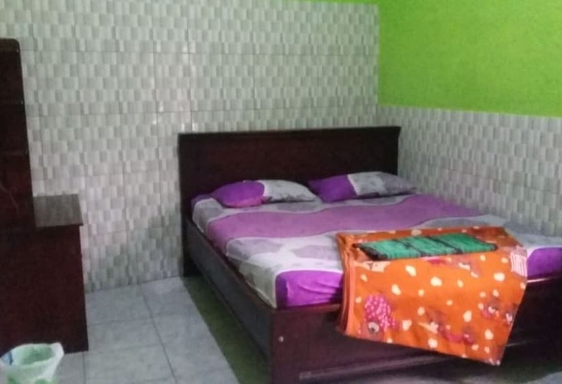 Мотель Homestay Puspita Pacet