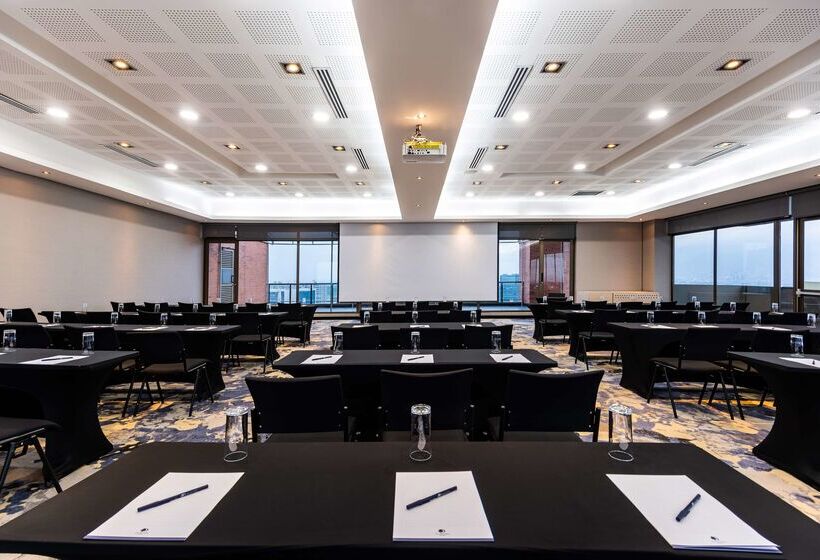 هتل Doubletree By Hilton Bogota Salitre Ar