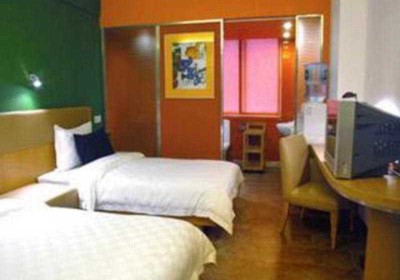 Отель Garden Inn Xidan