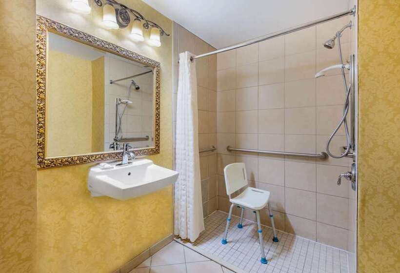 هتل La Quinta By Wyndham Mt. Laurel   Philadelphia