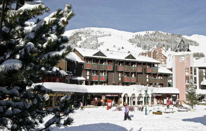 Отель Travelski Home Classic Résidence La Muzelle