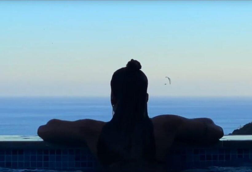 هتل Manaspark Deluxe