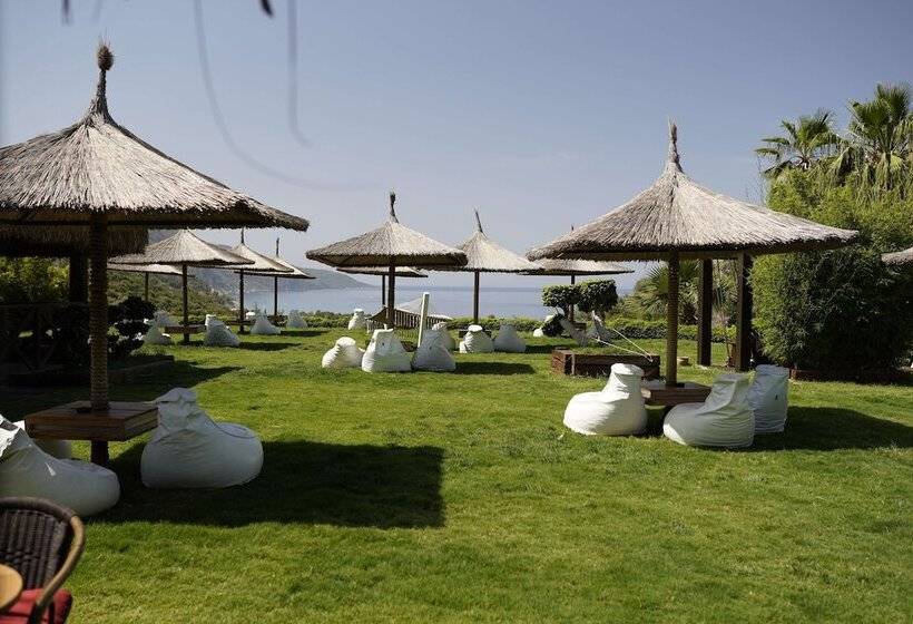 هتل Manaspark Deluxe