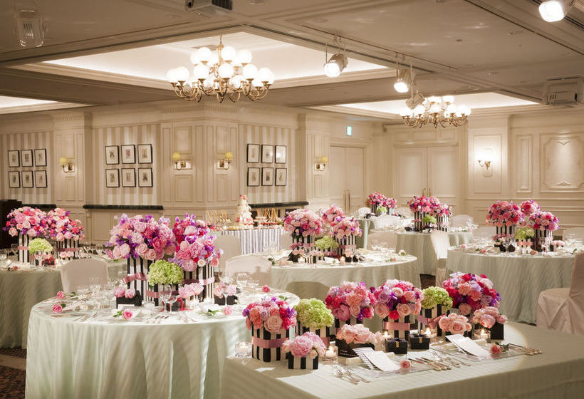 בית מלון כפרי Monterey Sapporo