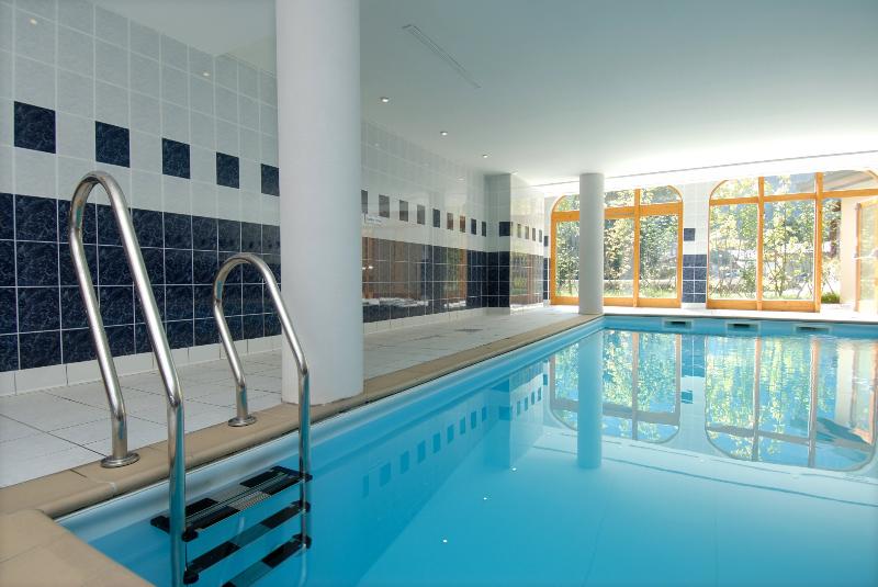 בית מלון כפרי Odalys Le Blanchot