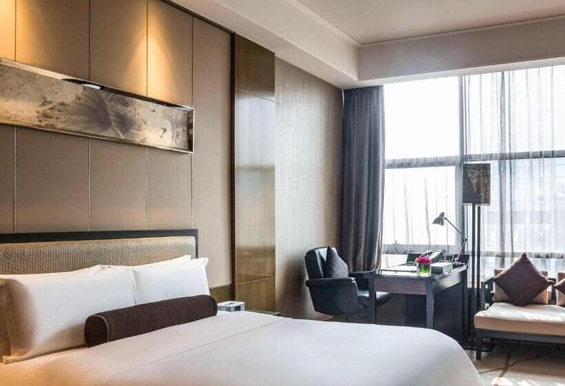 בית מלון כפרי Pullman Shanghai Jing An