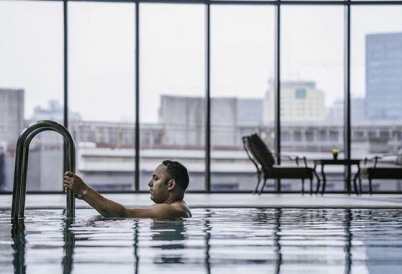 בית מלון כפרי Pullman Shanghai Jing An