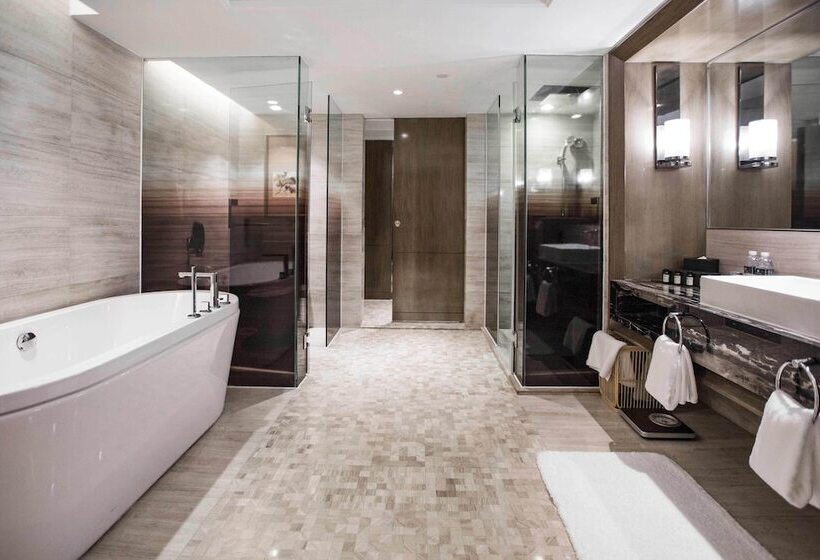 בית מלון כפרי Pullman Shanghai Jing An