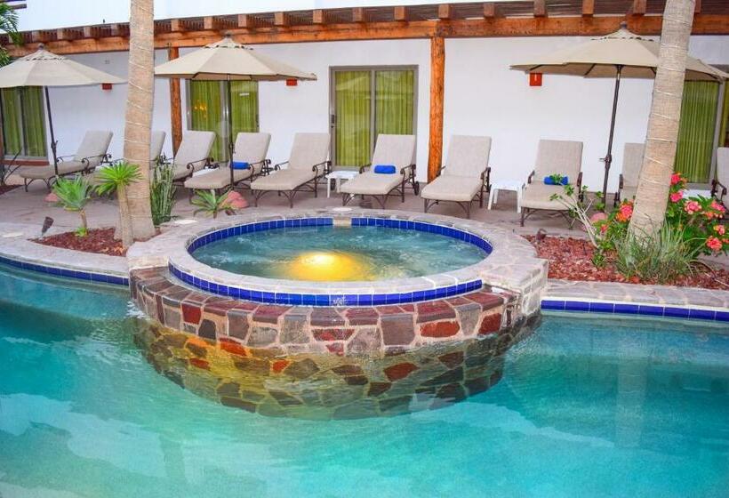 هتل Santa Fe Loreto by Villa Group