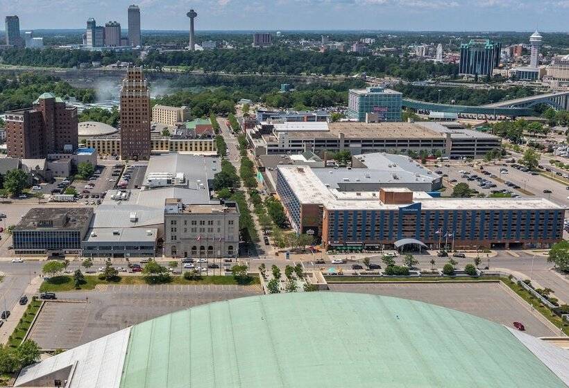 هتل Sheraton Niagara Falls