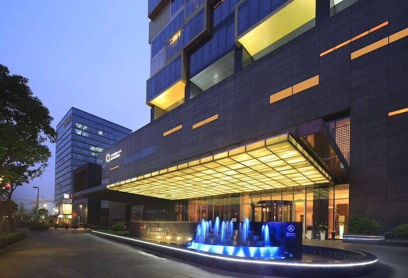 The Qube Hotel Shanghai  Close To Pudong International Airport And Disney Land