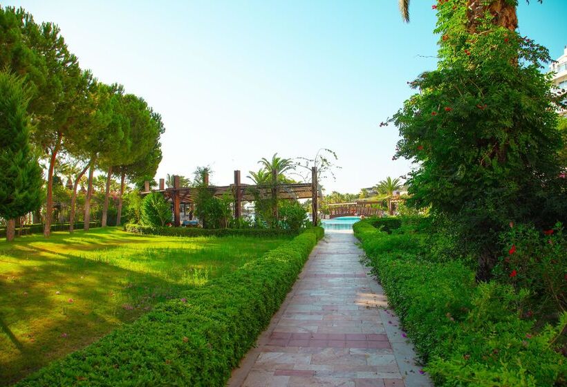 هتل Venosa Beach Resort & Spa  All Inclusive