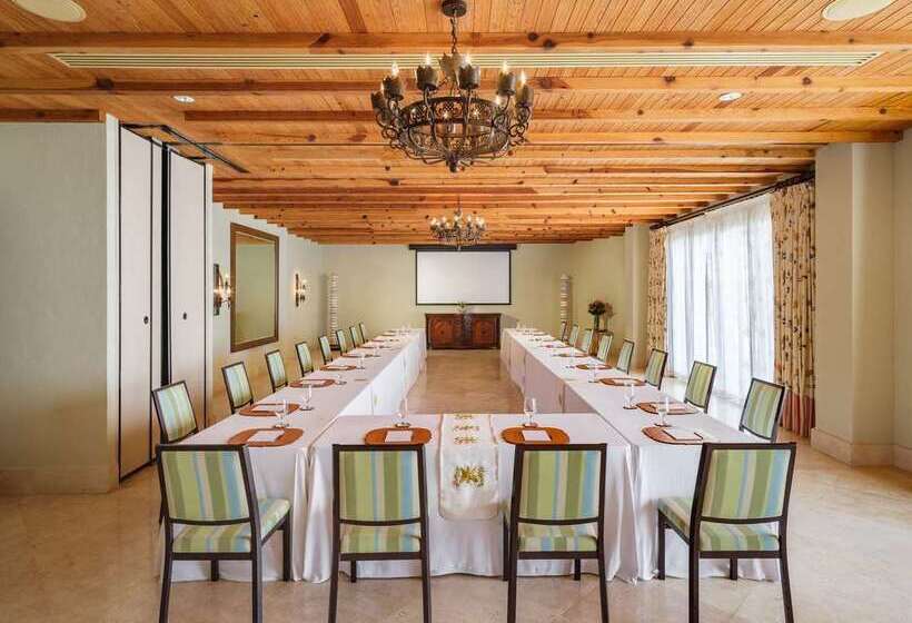هتل Waldorf Astoria Los Cabos Pedregal