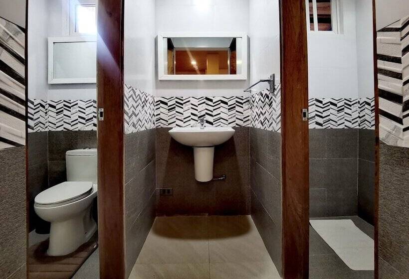 بنسيون Den Den Guesthouse