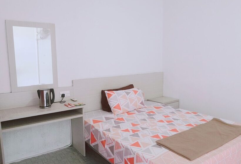 Пансион Maness Guesthouse & Homestay