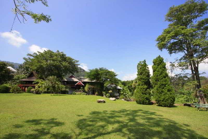 هتل Baanklangdoi Resort