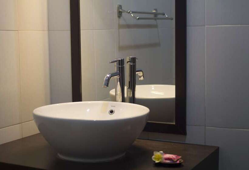 هتل Bakung Sari Resort