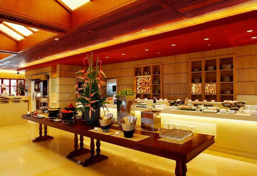 هتل Centara Grand Beach Resort Phuket   Sha Plus